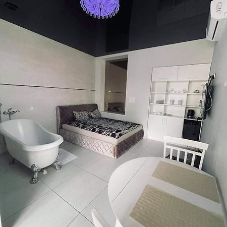 Romeo Vip Apartamentai Panevėžys Εξωτερικό φωτογραφία